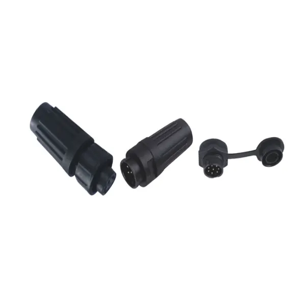 Conector impermeabil din plastic negru